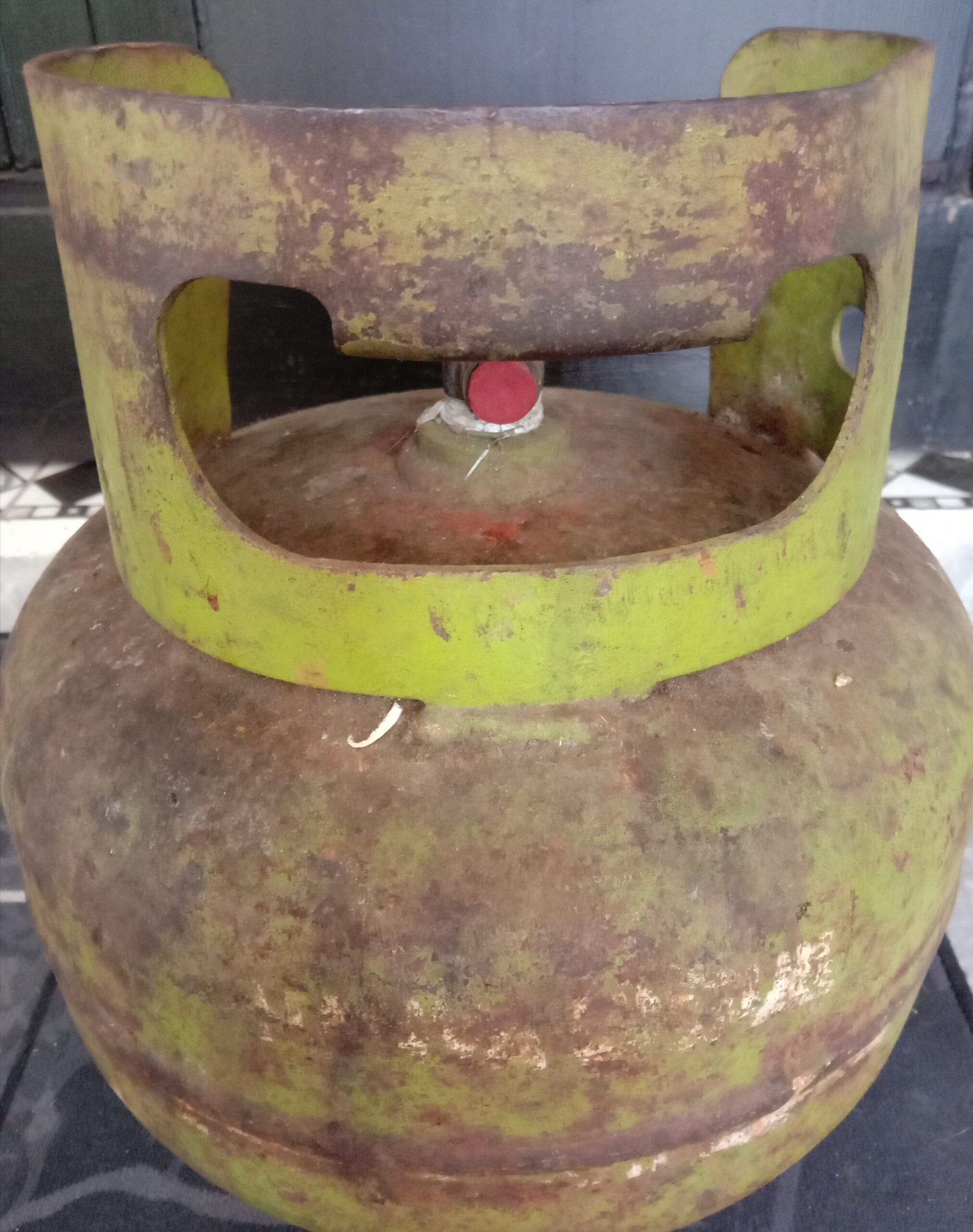 1 Juni 2024, Pertamina Wajibkan Pembelian LPG 3 Kg dengan KTP