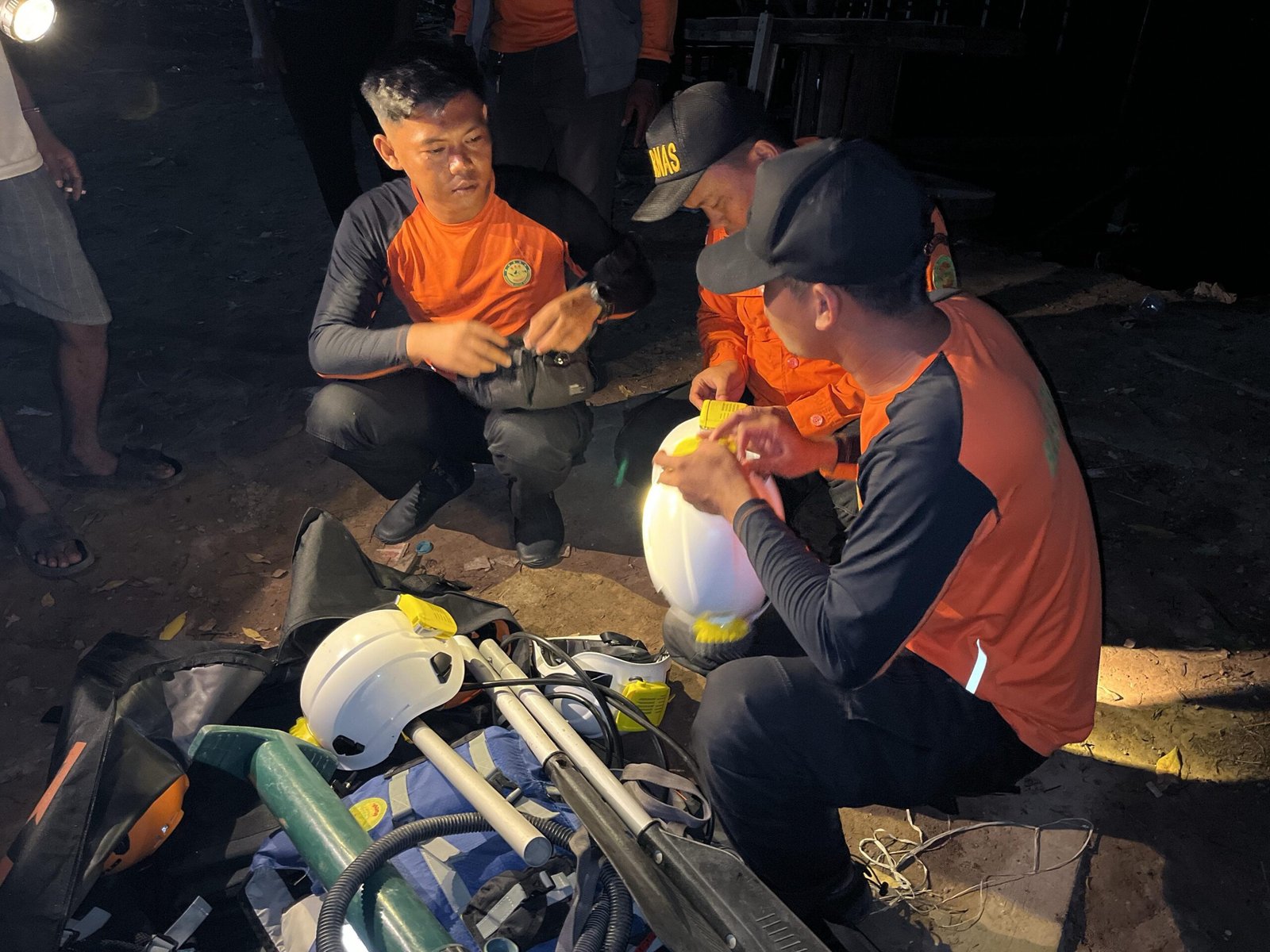 Kelotok Tenggelam di Sungai Barito Tiga Orang Hilang