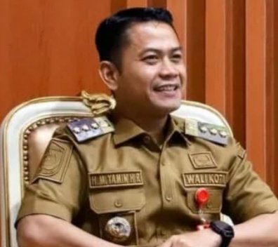 Walikota Banjarmasin Manfaatkan May Day Sosialisasi Penanganan Sampah