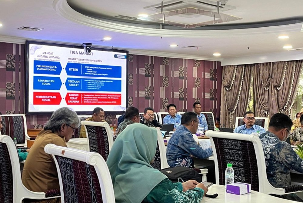 Audiensi dengan Menteri Sosial RI, Dinsos Kalsel Perkuat Sinergi Pusat dan Daerah