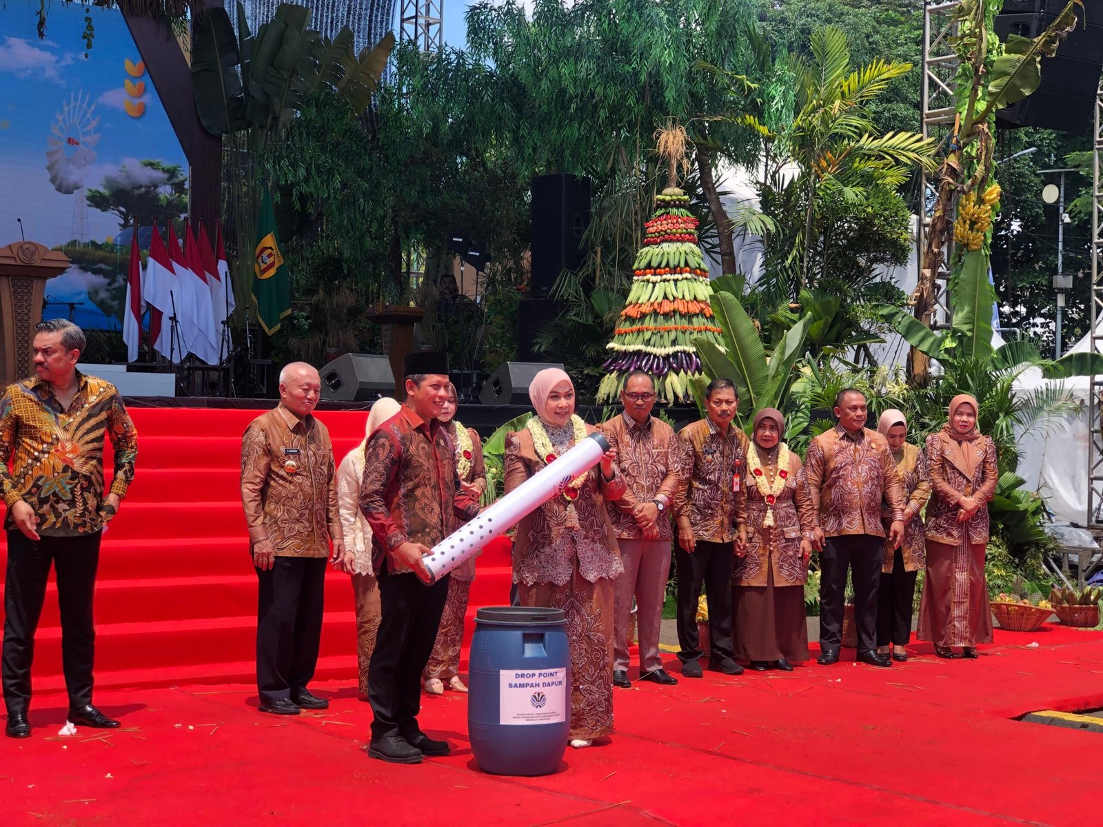 MenLH Dorong Pemda Tingkatkan Porsi APBD untuk Penanganan Sampah