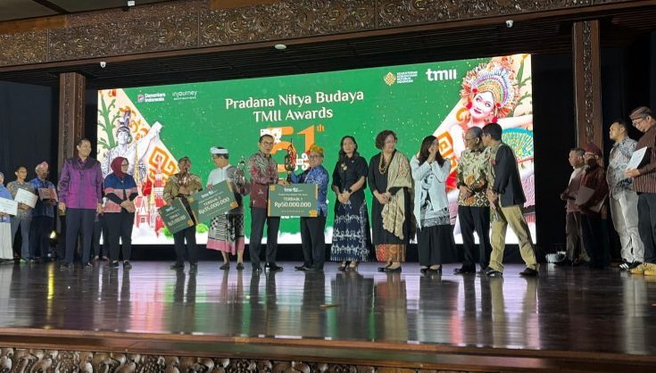Anjungan Kalsel di TMII Raih Penghargaan