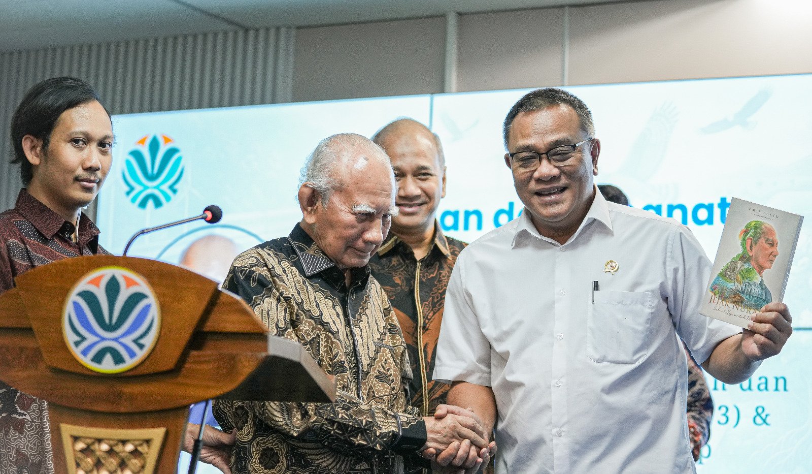 Menteri Jumhur Jadikan Etika Lingkungan Sebagai Fondasi Pembangunan Berkelanjutan Indonesi