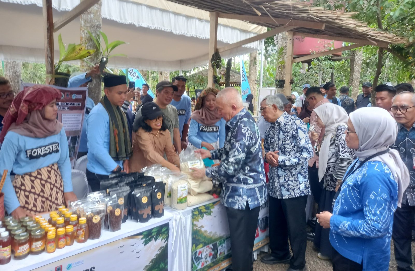 Kalsel Evaluasi Izin Perdagangan Karbon 