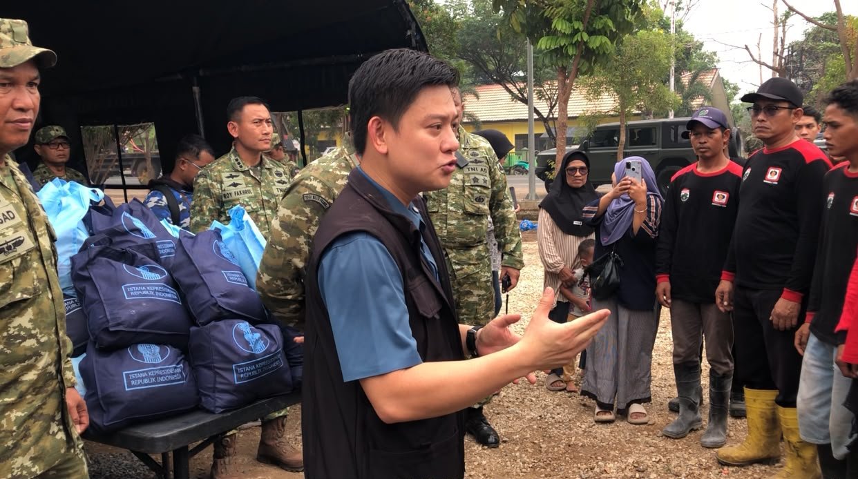 Bobon Santoso Gelar Dapur Umum “Kuali Merah Putih” 