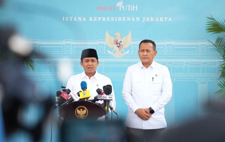 Menhut Raja Juli Antoni Bekukan Izin Enam Perusahaan Terkait Karhutla, Total 32 Perusahaan Dikenai Sanksi
